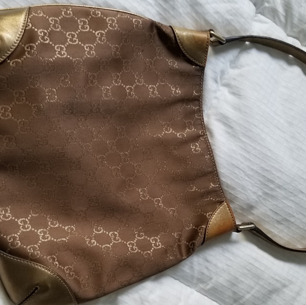 Gucci authentic handbag